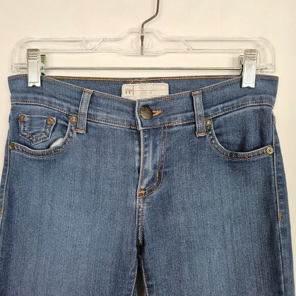 FREE PEOPLE Flare Bell Bottom Jeans MEDIUM BLUE size 26 Low Rise Raw Hem Denim - Picture 3 of 7